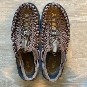 Keen Uneek Sandals Men Sz 12